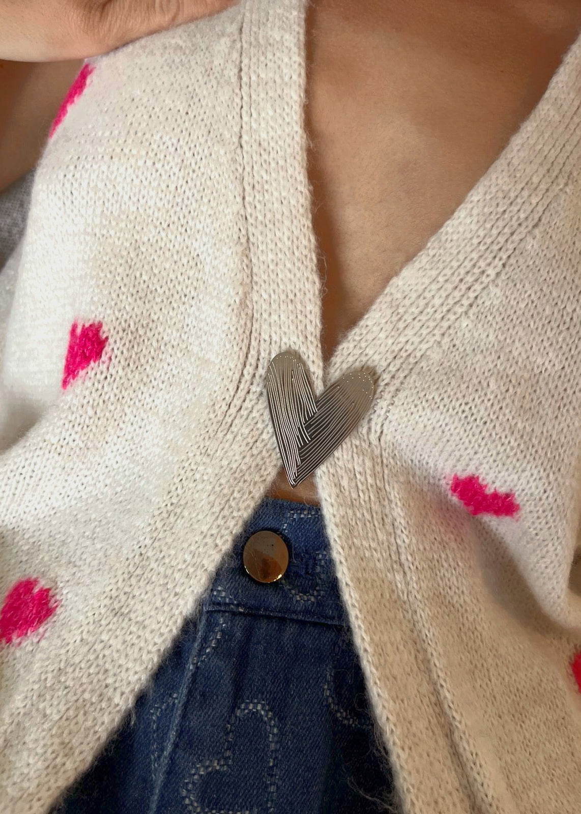 Broche Lova argenté