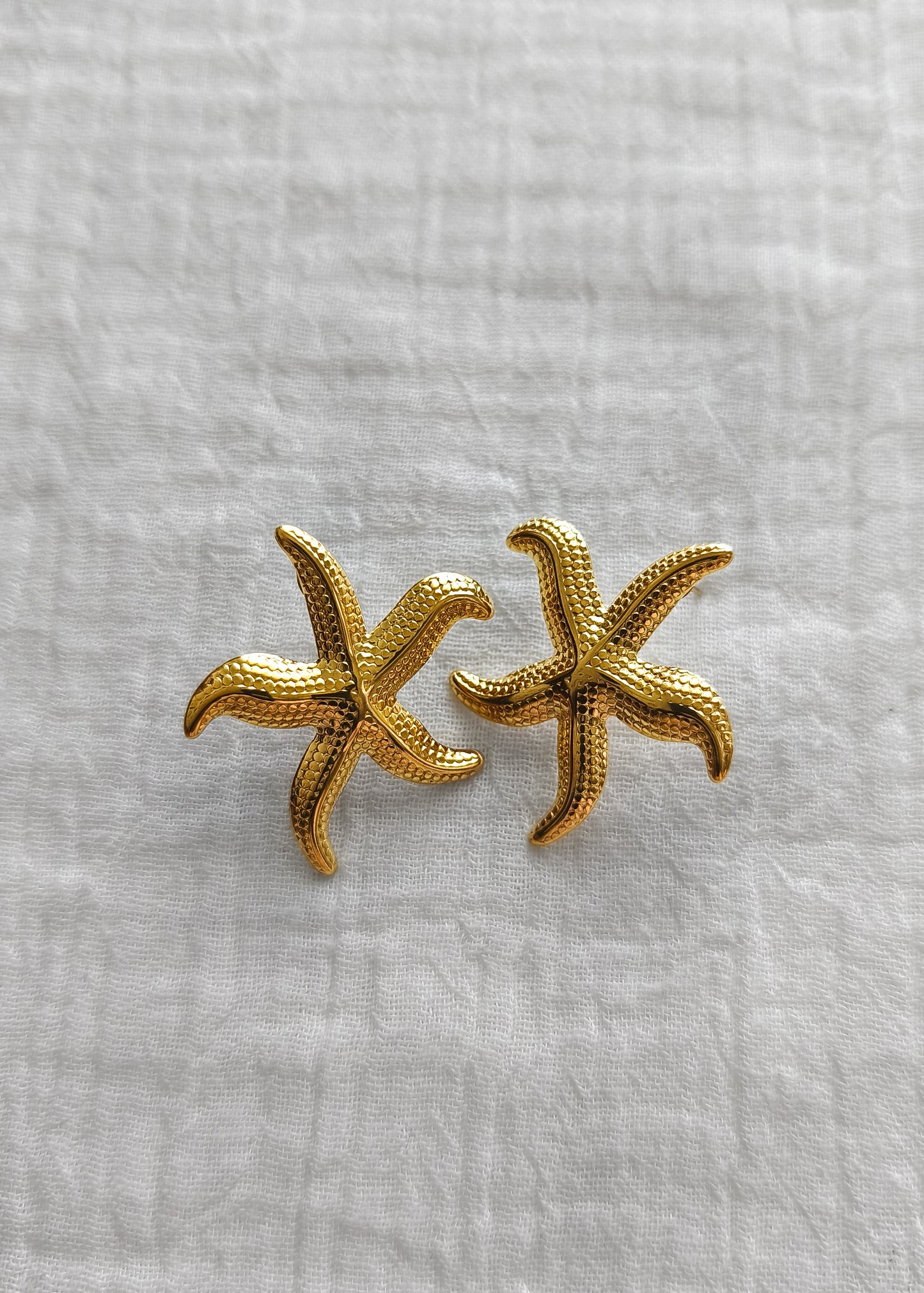 Boucles d'oreilles d'été en forme d'étoiles de mer doré en acier inoxydable