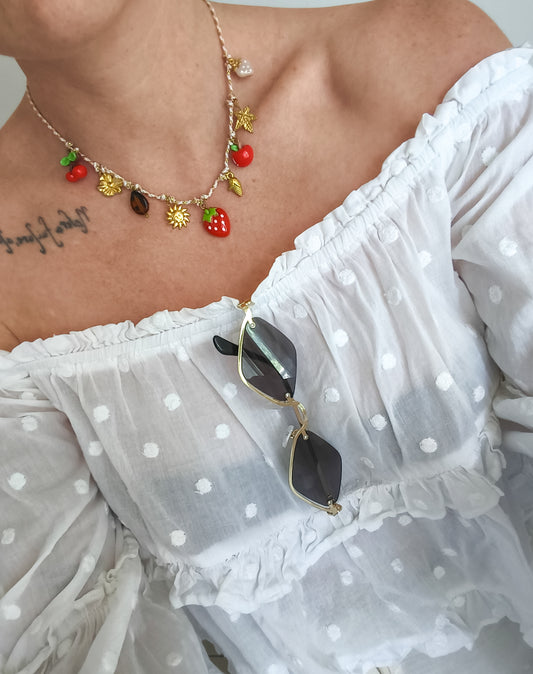 Collier Scarlett