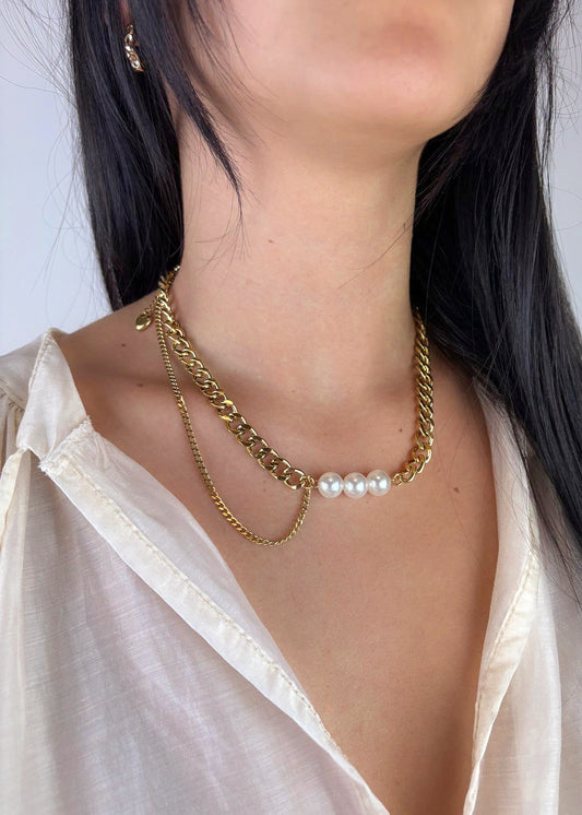 Naomi necklace